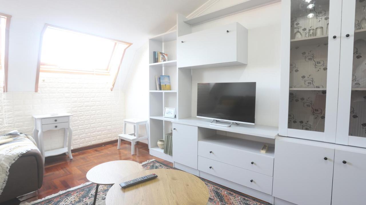 Atico Laxe Grande Apartment A Guarda Exterior photo